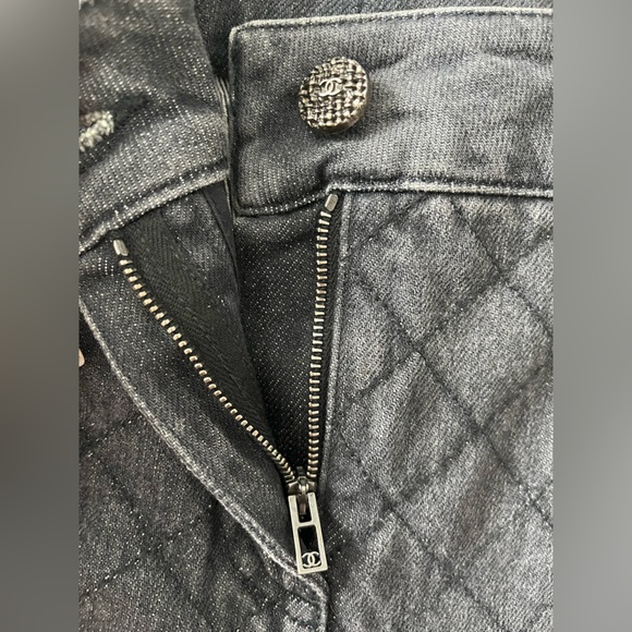 🖤🤍 CHANEL Quilted Stitched Grey Denim Jeans - Picture 6 of 17